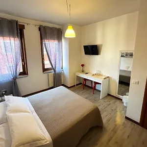 Casa Di Lucia ** Verona
